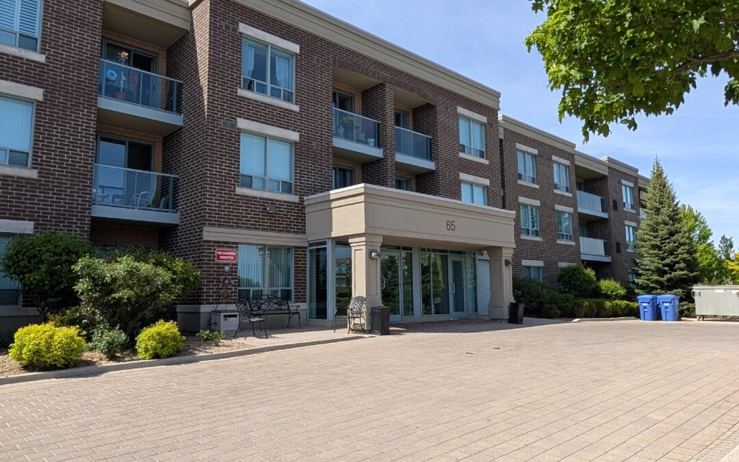 Wonderful 2 bedroom condo in Rosedale Village