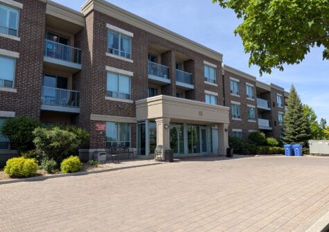 Wonderful 2 bedroom condo in Rosedale Village